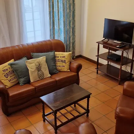 Casa Do Basalto * Понта-Делгада